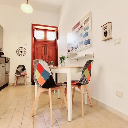 Zanzi 's Charming Bed & Breakfast Avola