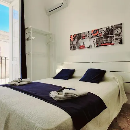 Zanzi 's Charming 3*