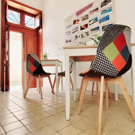 Zanzi 's Charming 3* Avola